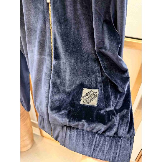 Louis             Vuitton Set LVY0693