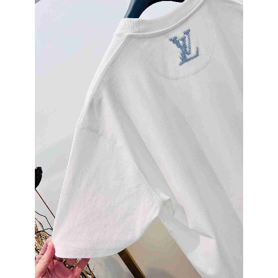 Louis             Vuitton T-shirt LVY0694