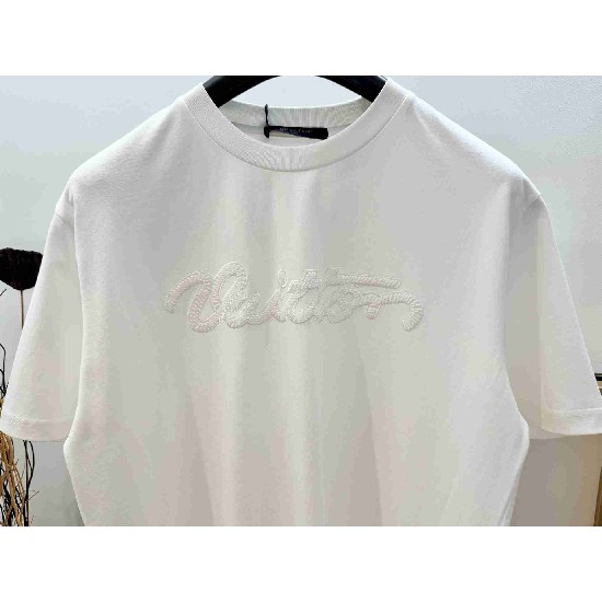 Louis             Vuitton T-shirt LVY0697
