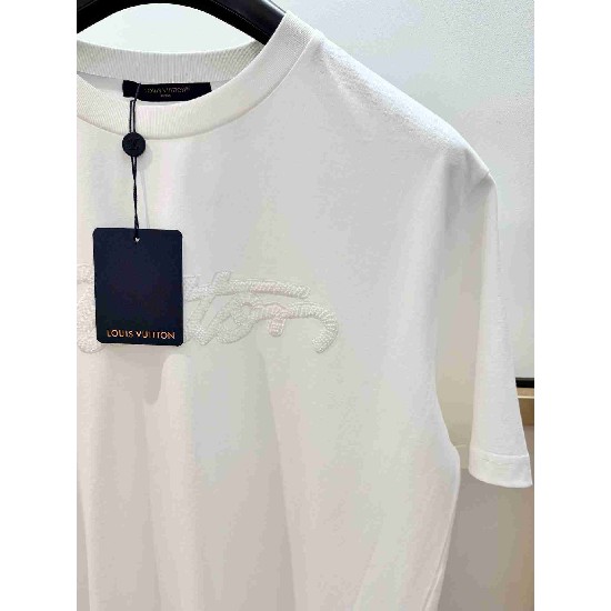 Louis             Vuitton T-shirt LVY0697