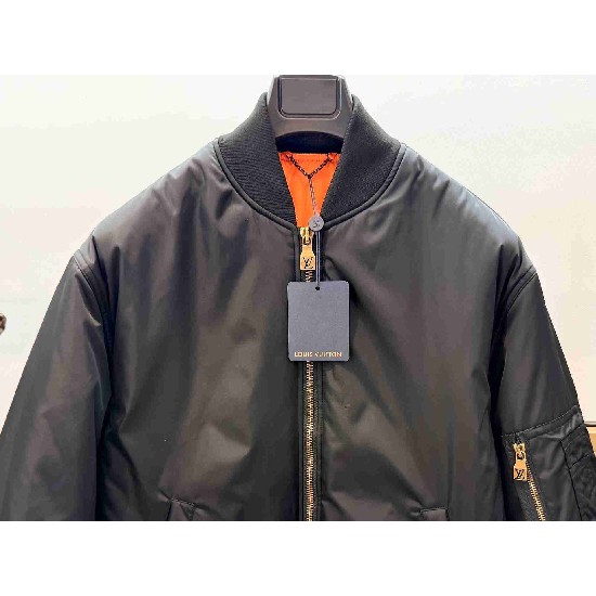 Louis             Vuitton Tops LVY0700