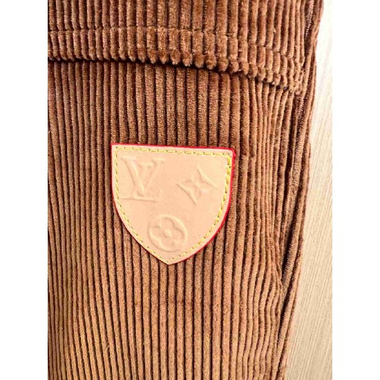 Louis               Vuitton Set LVY0718