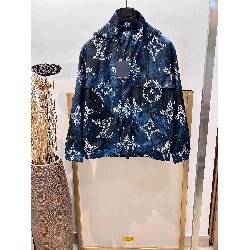 Louis                Vuitton Tops LVY0770