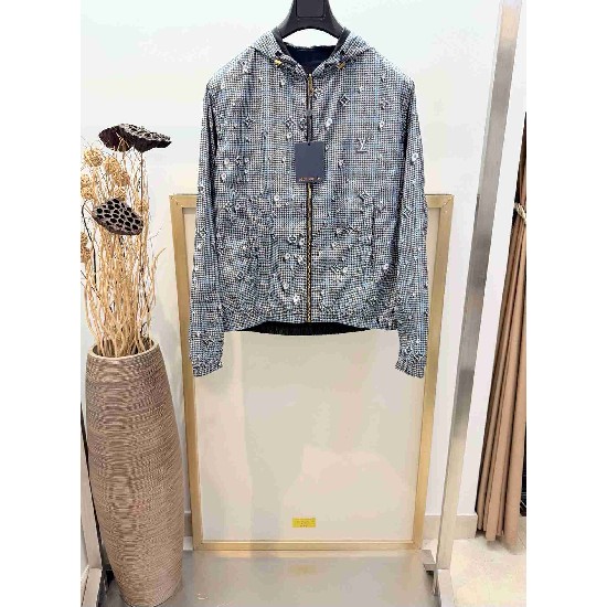 Louis                Vuitton Tops LVY0772