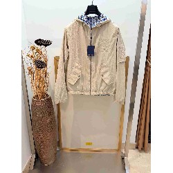 Louis                Vuitton Tops LVY0774