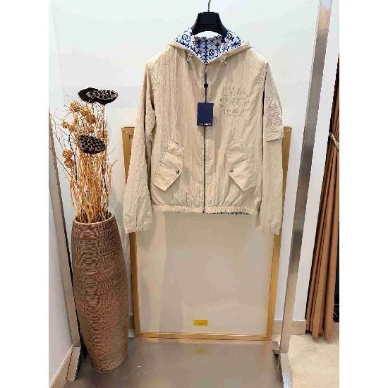 Louis                Vuitton Tops LVY0774