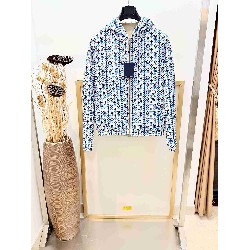 Louis                Vuitton Tops LVY0775