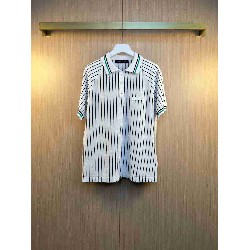 Louis                  Vuitton T shirt LVY0803