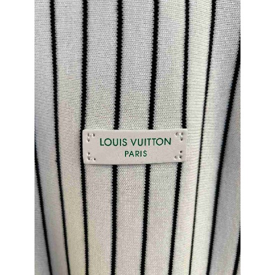 Louis                  Vuitton T shirt LVY0803