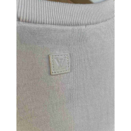 Louis                  Vuitton T shirt LVY0804
