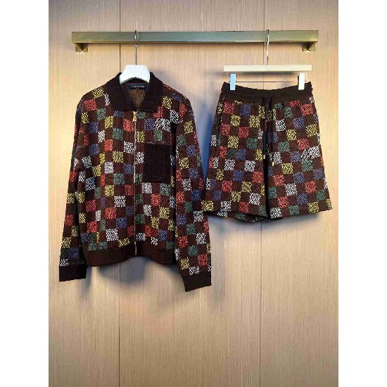 Louis                  Vuitton Set LVY0806