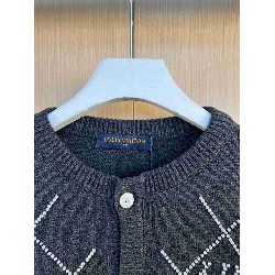 Louis                  Vuitton Tops LVY0811