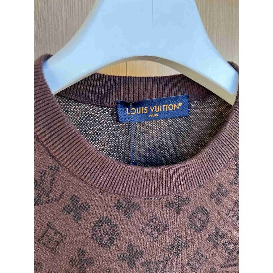 Louis                  Vuitton T shirt LVY0819