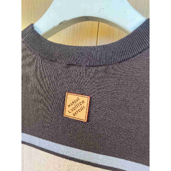 Louis                  Vuitton T shirt LVY0823