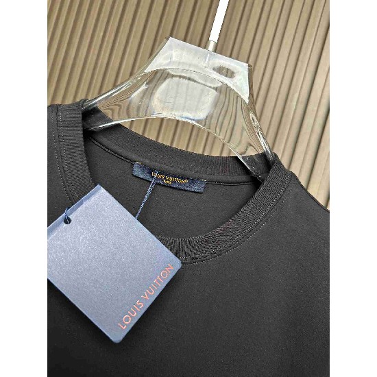 Louis                   Vuitton T shirt LVY0830