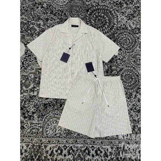 Louis                   Vuitton Set LVY0831