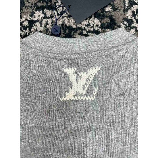 Louis                   Vuitton Tops LVY0847