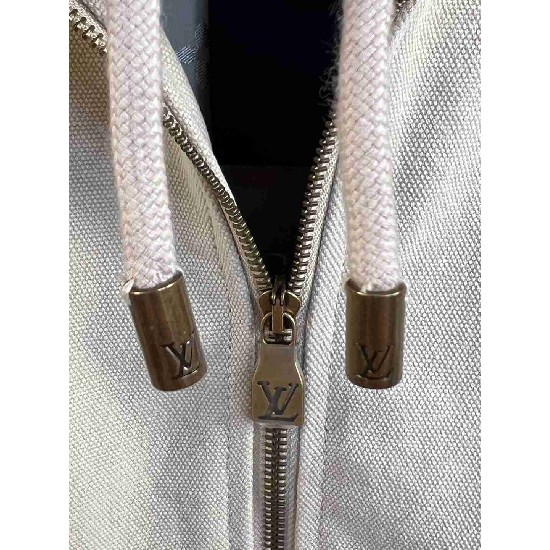 Louis                    Vuitton Tops LVY0853