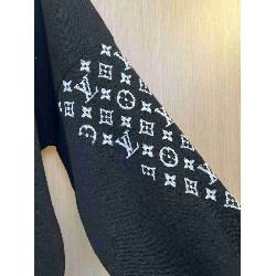 Louis                    Vuitton Tops LVY0857