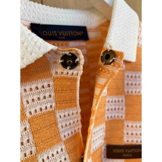 Louis                    Vuitton T shirt LVY0881
