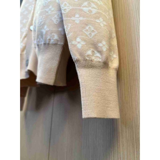 Louis                     Vuitton Tops LVY0883
