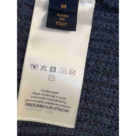 Louis                     Vuitton Tops LVY0885