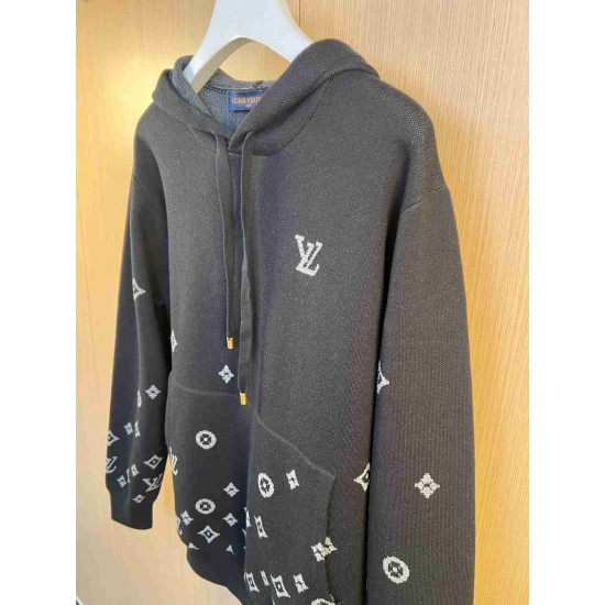 Louis                     Vuitton Tops LVY0888