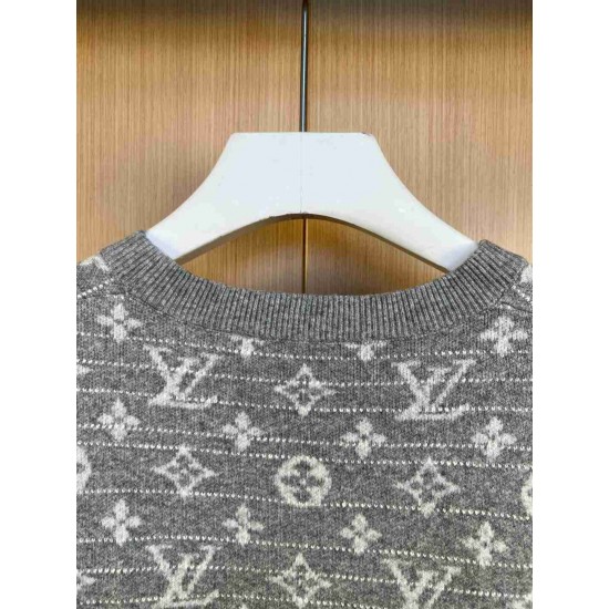 Louis                     Vuitton Tops LVY0890