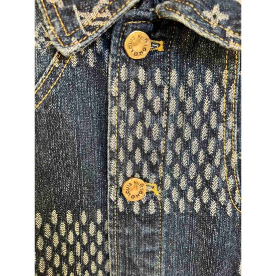 Louis                     Vuitton Tops LVY0895
