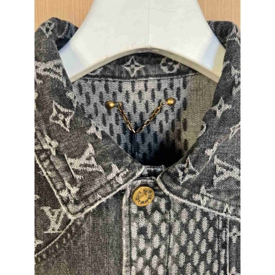 Louis                     Vuitton Tops LVY0896