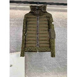 Moncler        Tops MOY0151