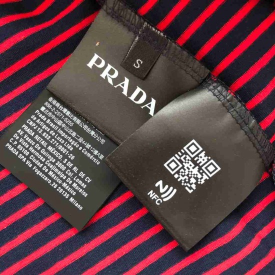 Prada  T Shirt PAY0231