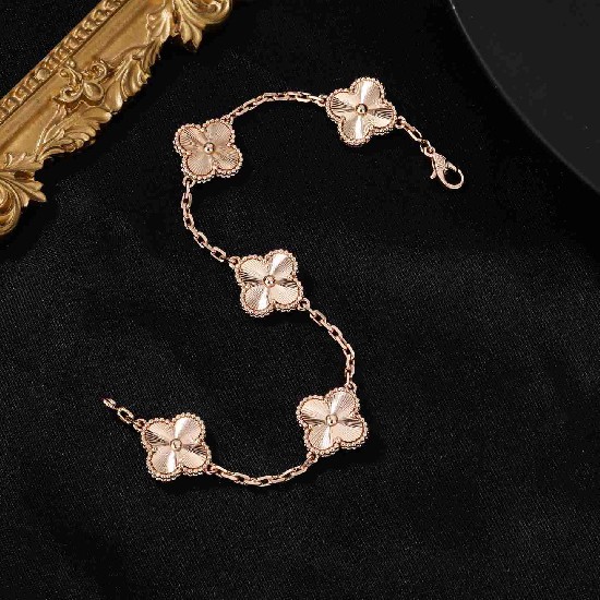 Van Cleef & Arpels Bracelet