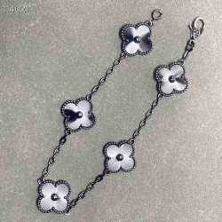 Van Cleef & Arpels Bracelet