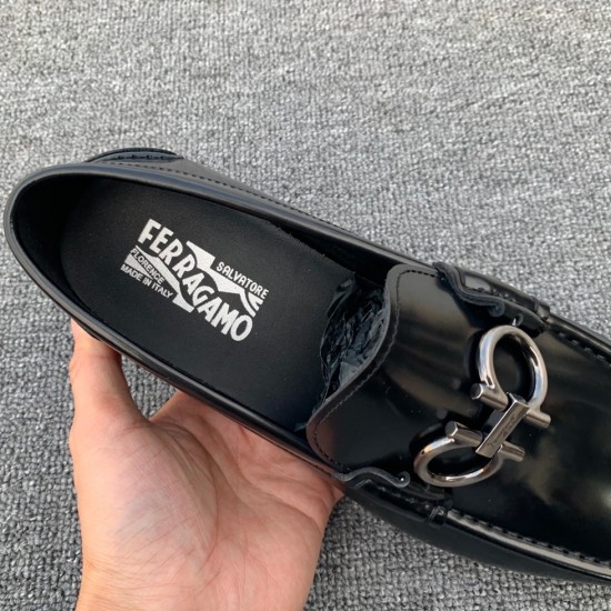 Salvatore Ferragamo SF0017