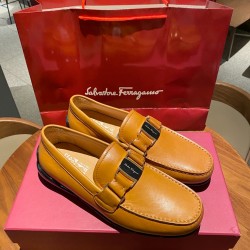 Salvatore Ferragamo SF0018