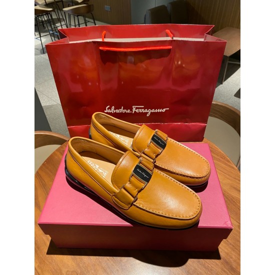 Salvatore Ferragamo SF0018