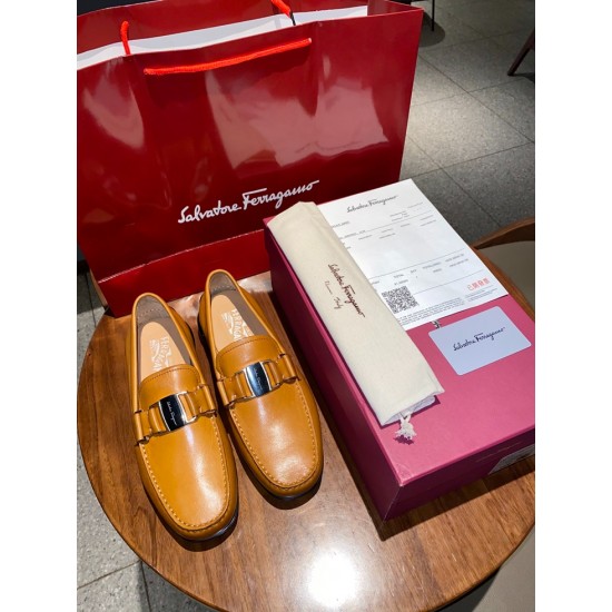 Salvatore Ferragamo SF0018