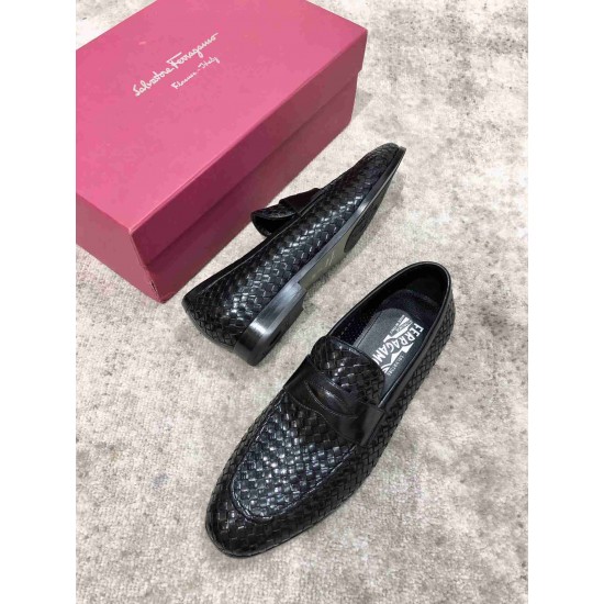 Salvatore Ferragamo SF0024