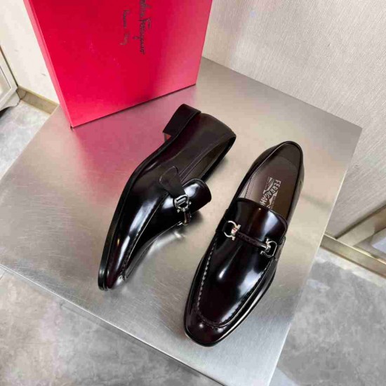 Salvatore Ferragamo SF0027