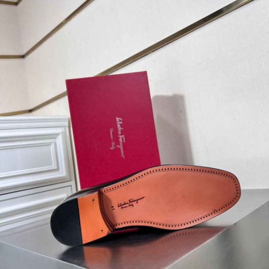 Salvatore Ferragamo SF0028