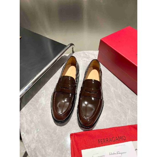 Salvatore Ferragamo SF0042