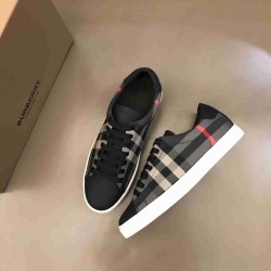 BURBERRY BU0021