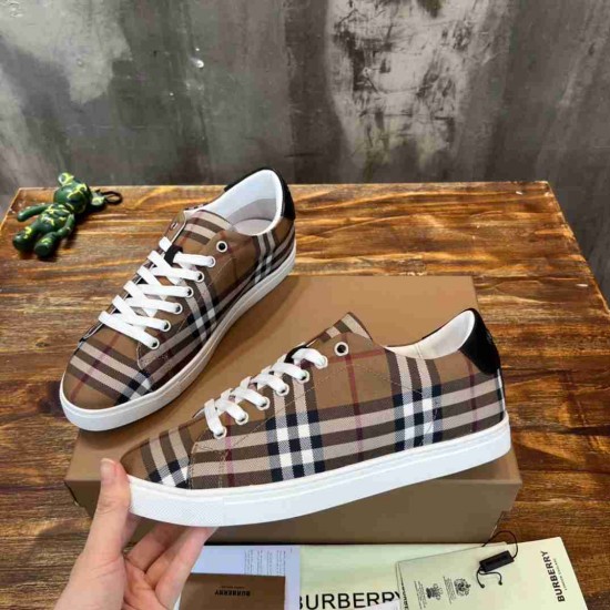 BURBERRY BU0031