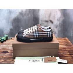 BURBERRY BU0035