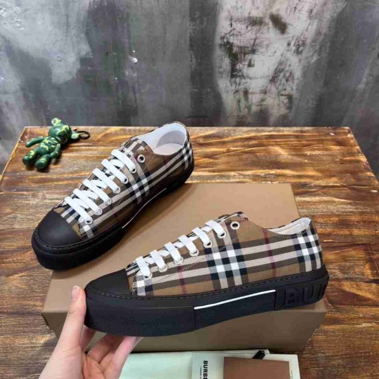 BURBERRY BU0035