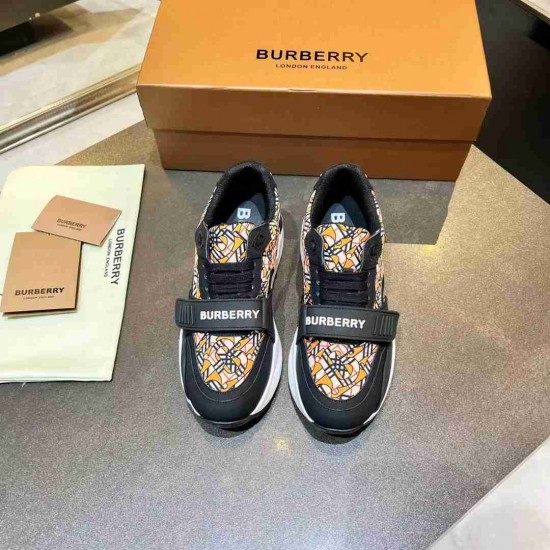 BURBERRY BU0040