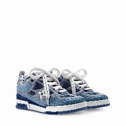 LV       sneakers LU0619
