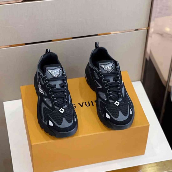 LV sneakers LU0131