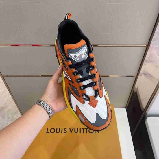 LV sneakers LU0132